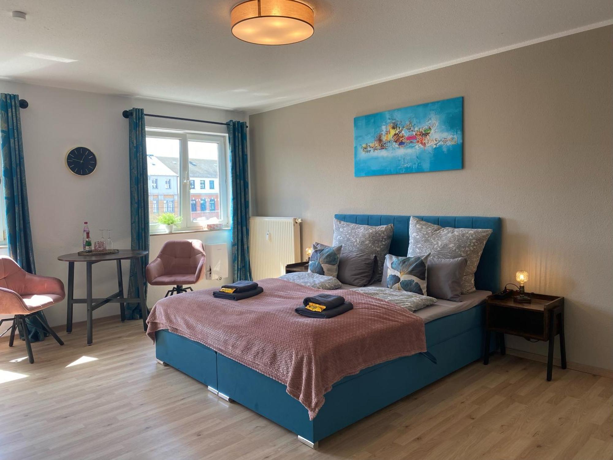 Apartment Wohnperle Neustadt - Zentral, Kostenloser Parkplatz, Lift, Klimaanlage *